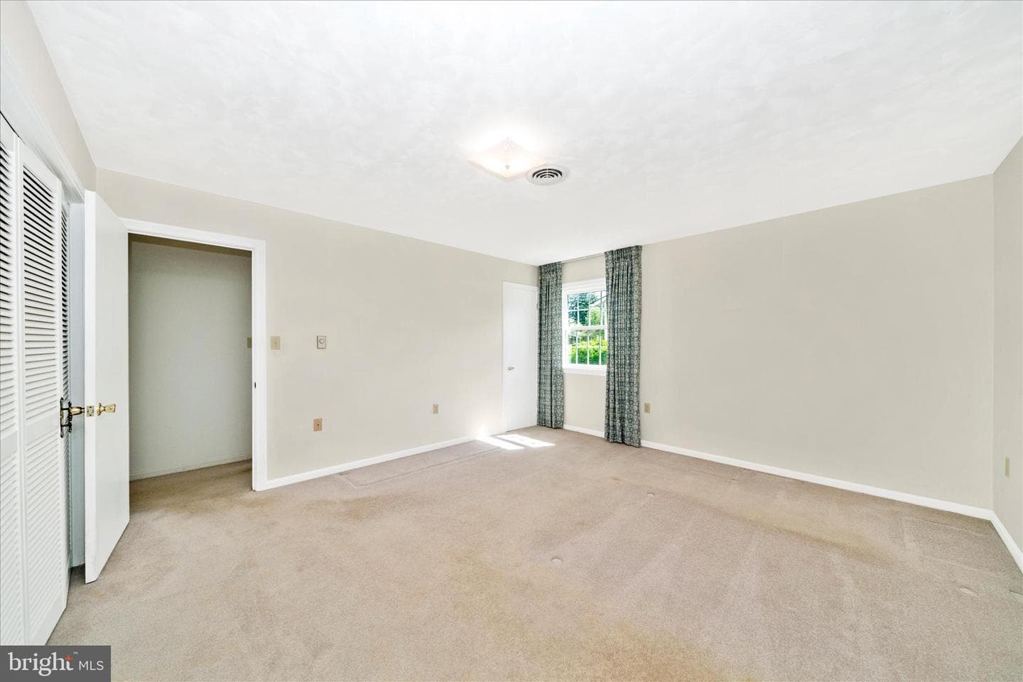9496 Pocono Drive photo 24