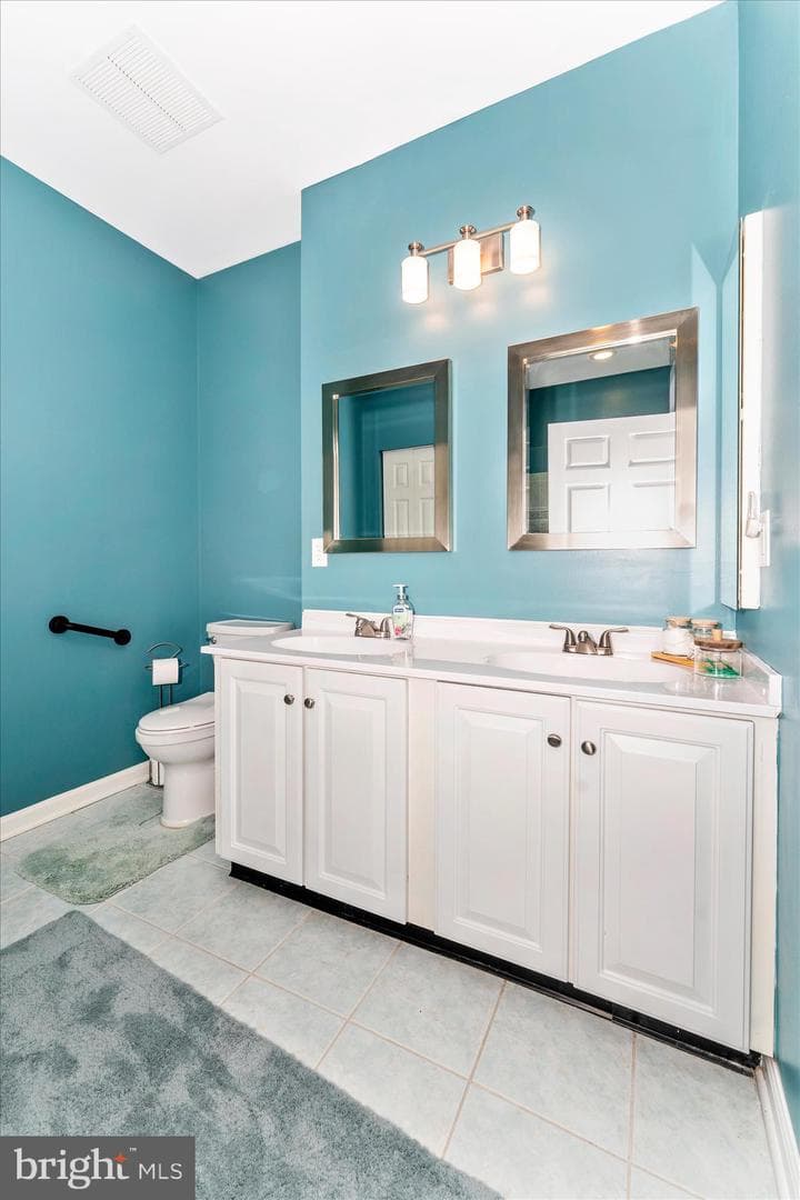 6240 Glen Valley Terrace #5a photo 27