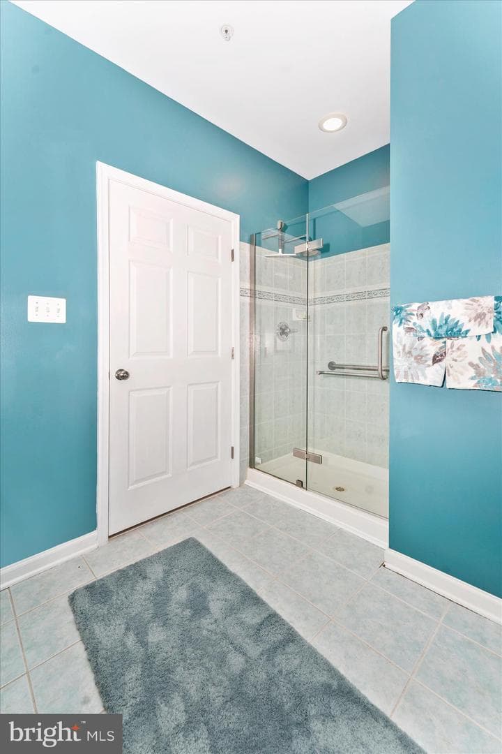 6240 Glen Valley Terrace #5a photo 28