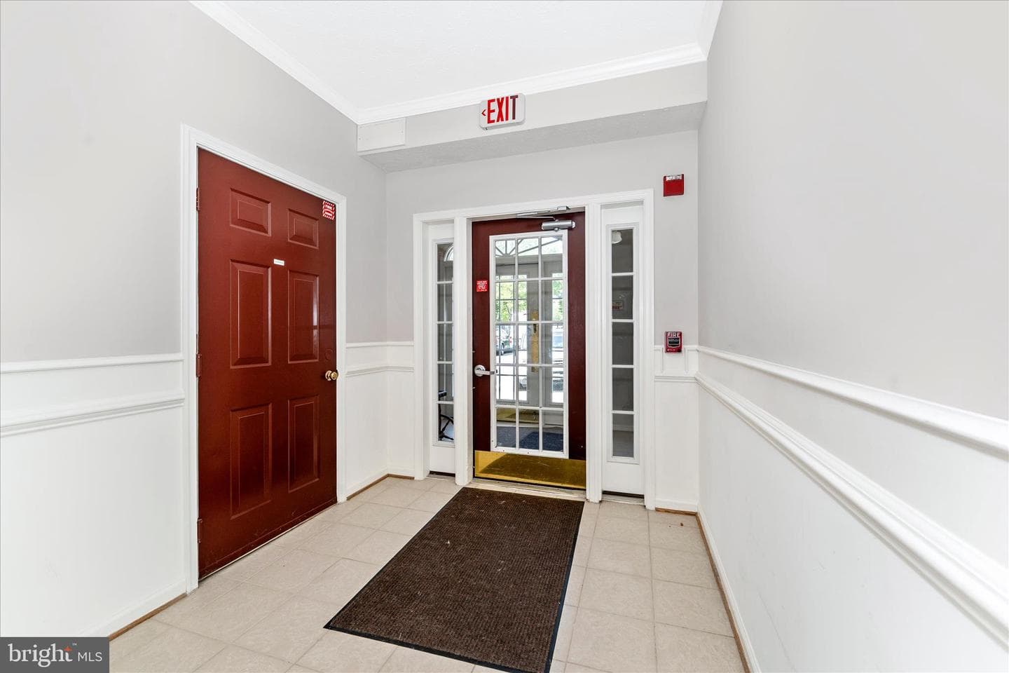 6240 Glen Valley Terrace #5a photo 3