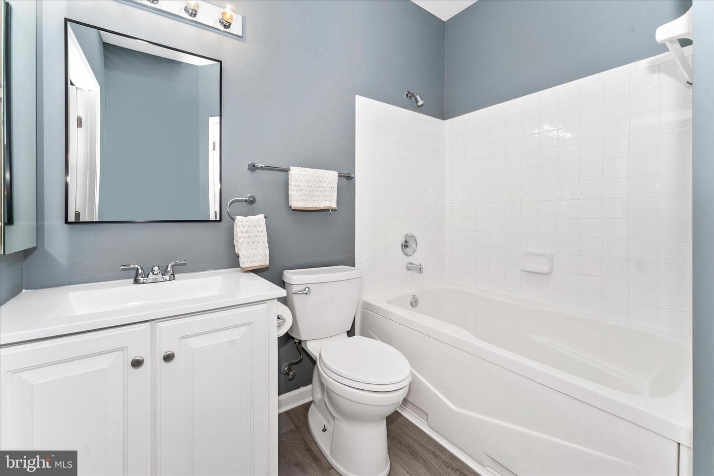 6240 Glen Valley Terrace #5a photo 30