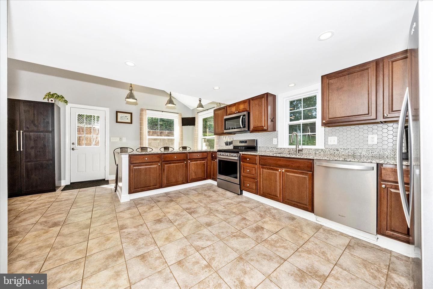 9401 Baltimore Road photo 11