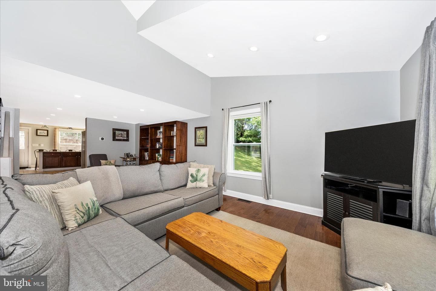 9401 Baltimore Road photo 5