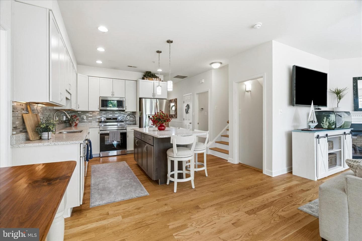 10310 Iliamna Court photo 13