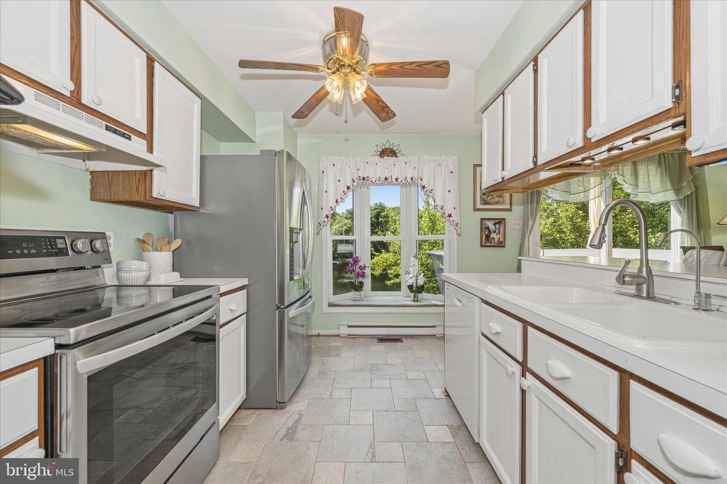 6594 Hemlock Point Road photo 32