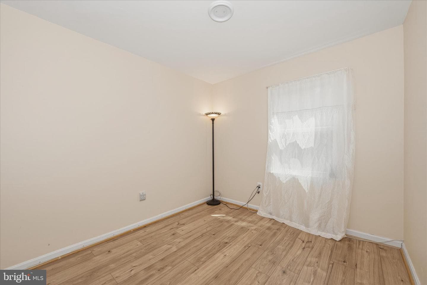 6594 Hemlock Point Road photo 58