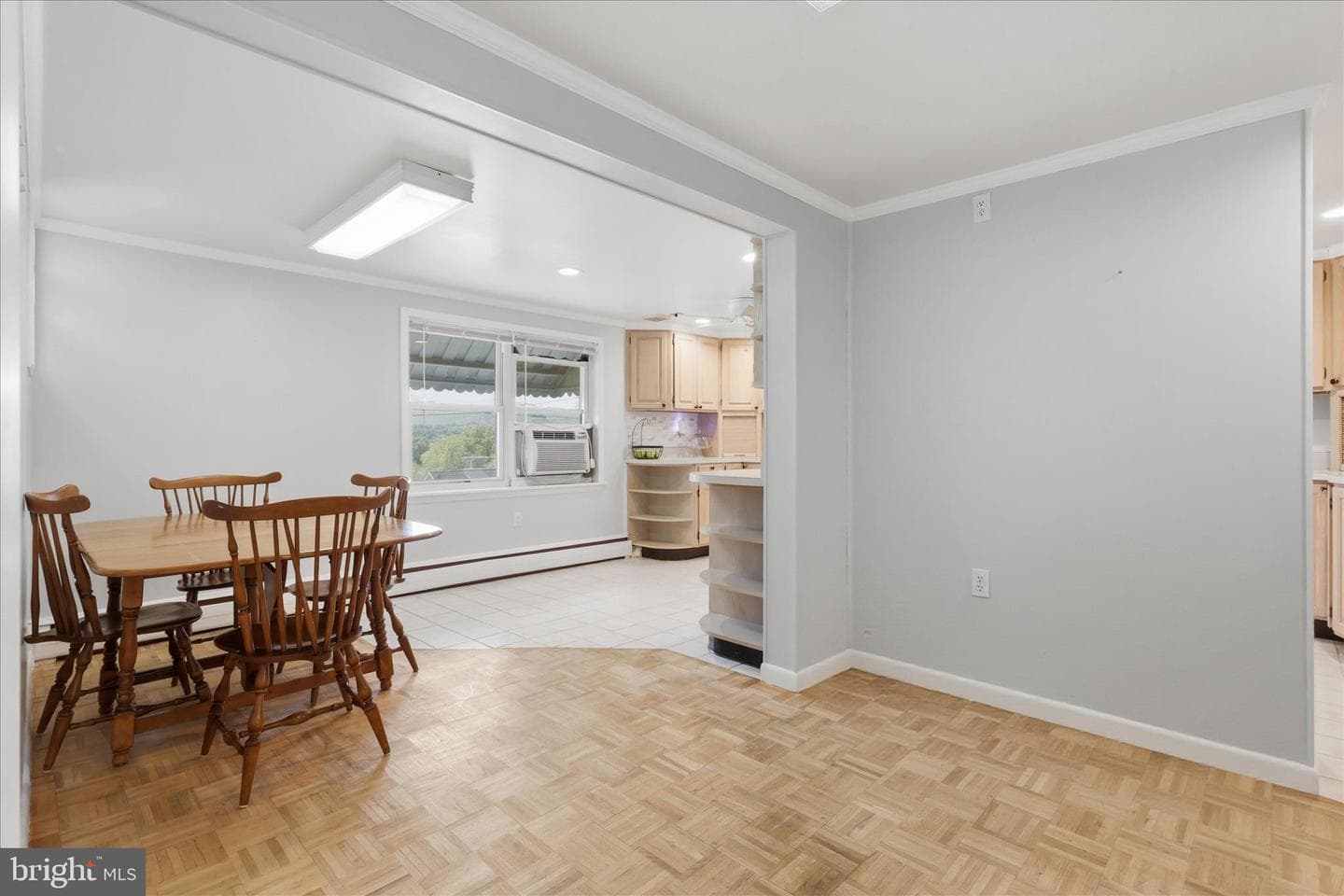 603 W B Street photo 11