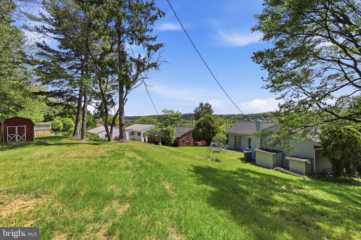 603 W B Street photo 25