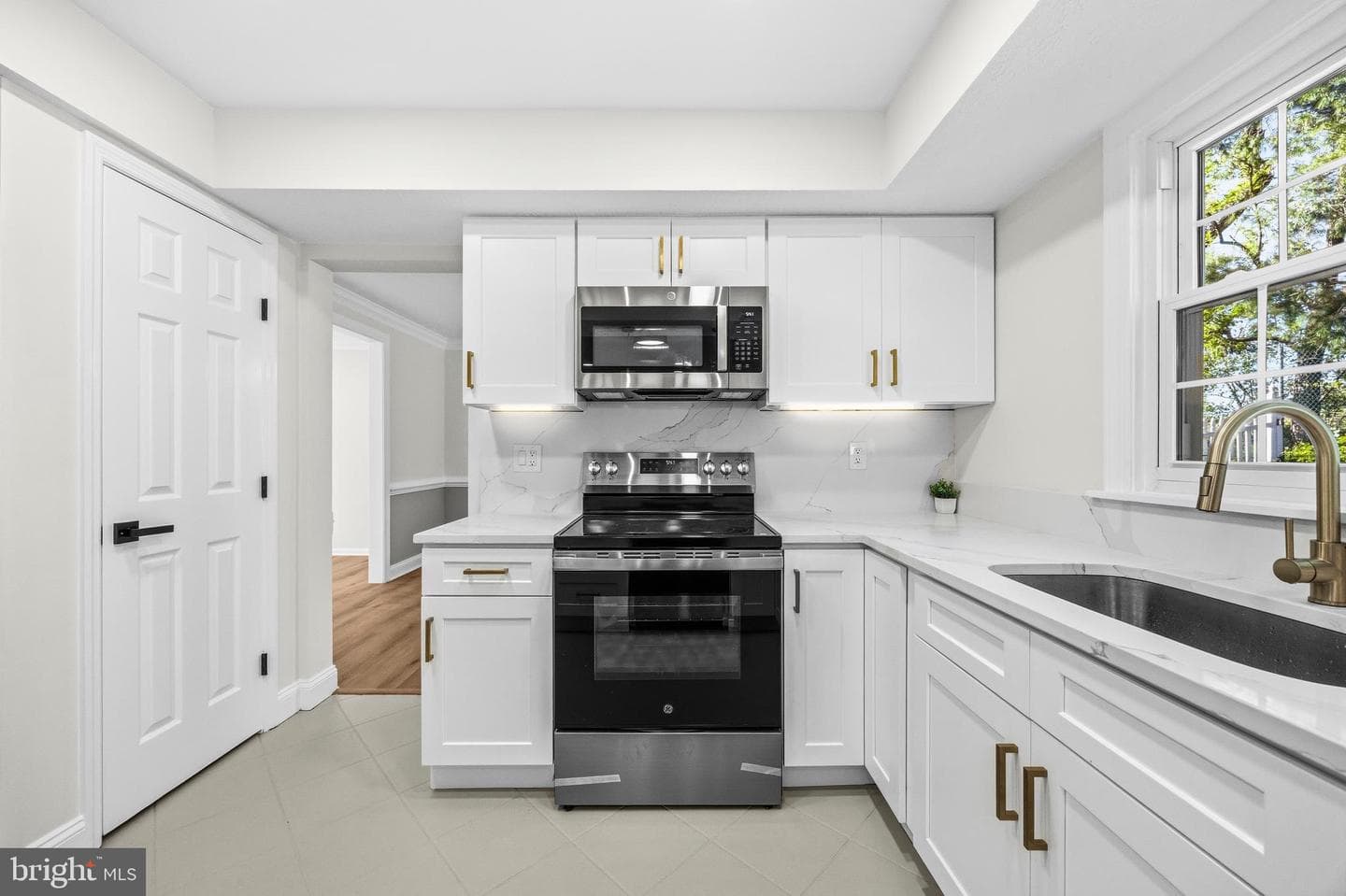 1425 Grouse Court photo 14