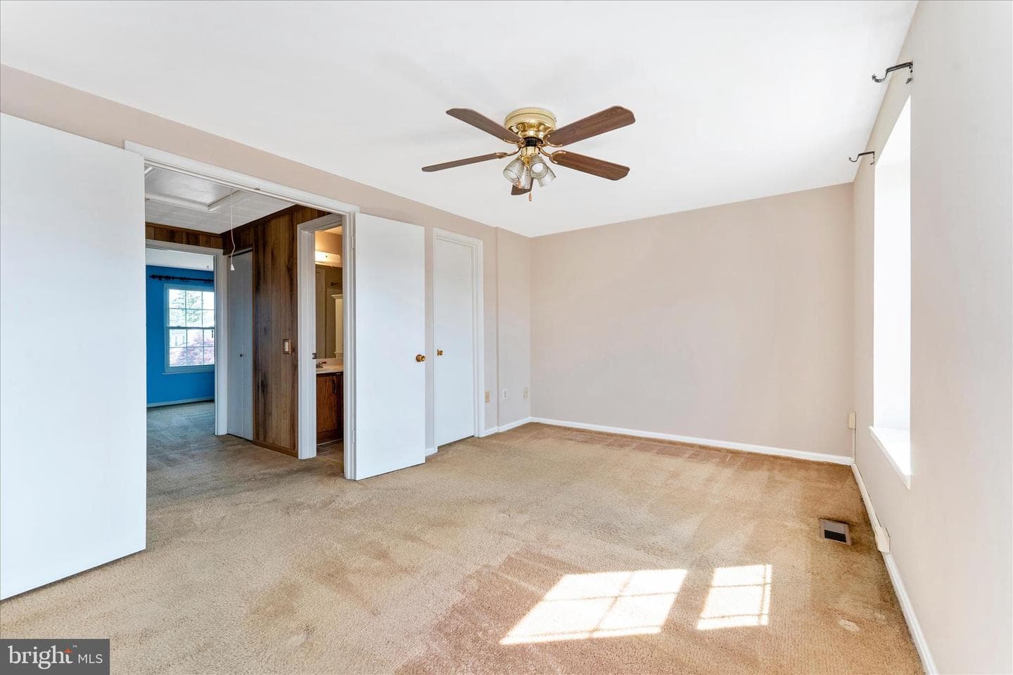 5751 Sunset View Lane photo 19