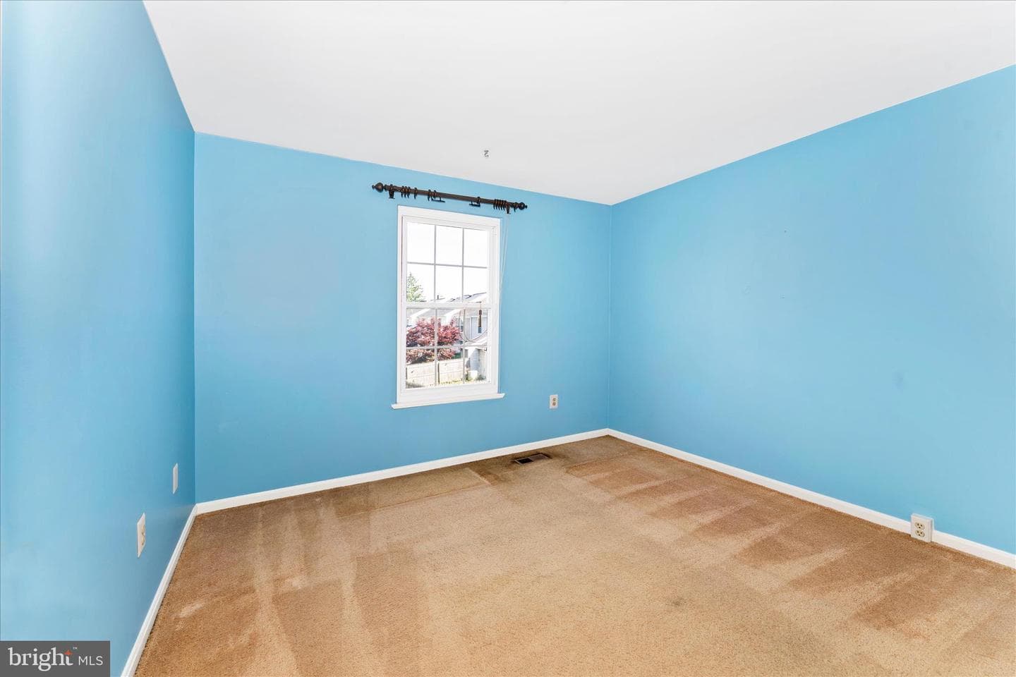 5751 Sunset View Lane photo 27