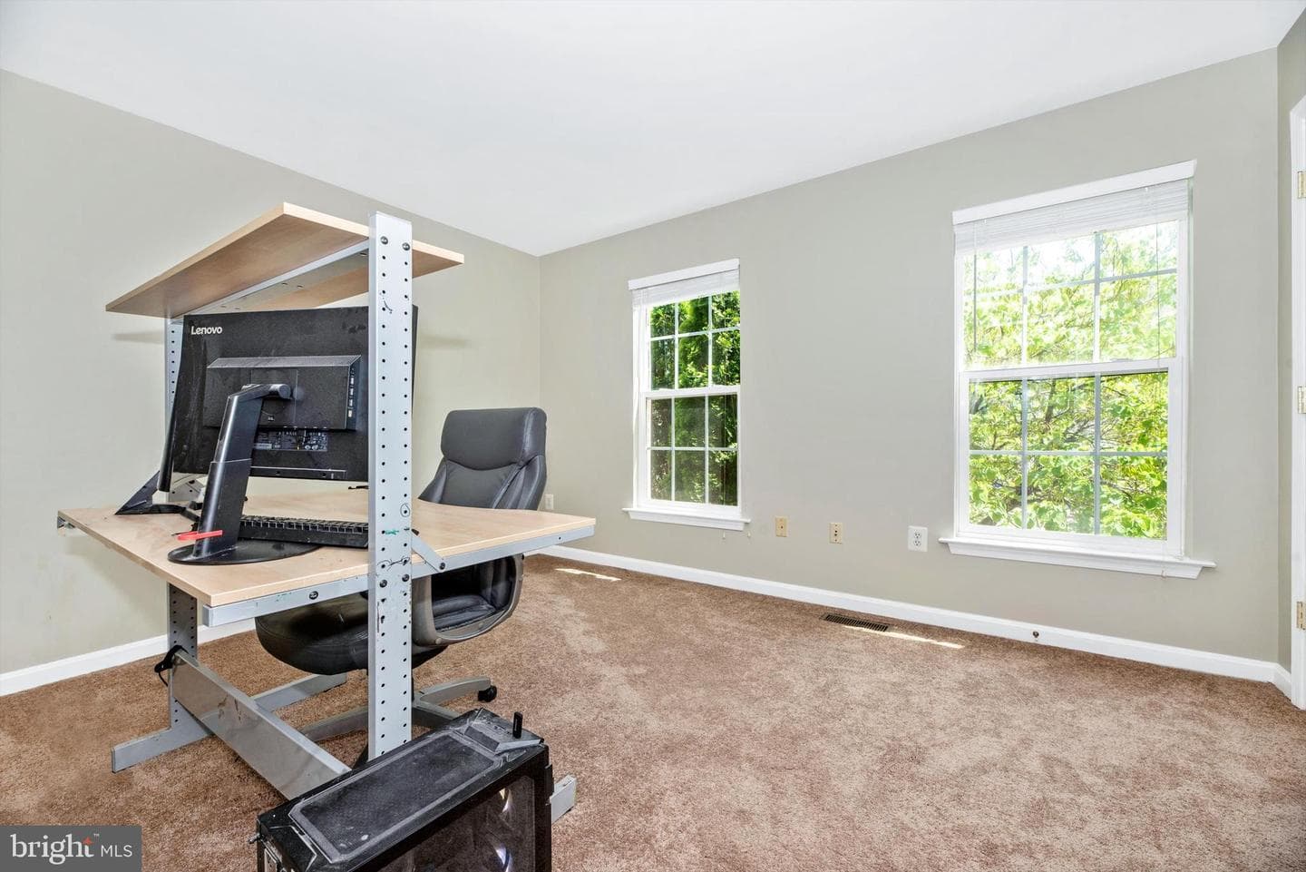 605 Tivoli Road photo 21