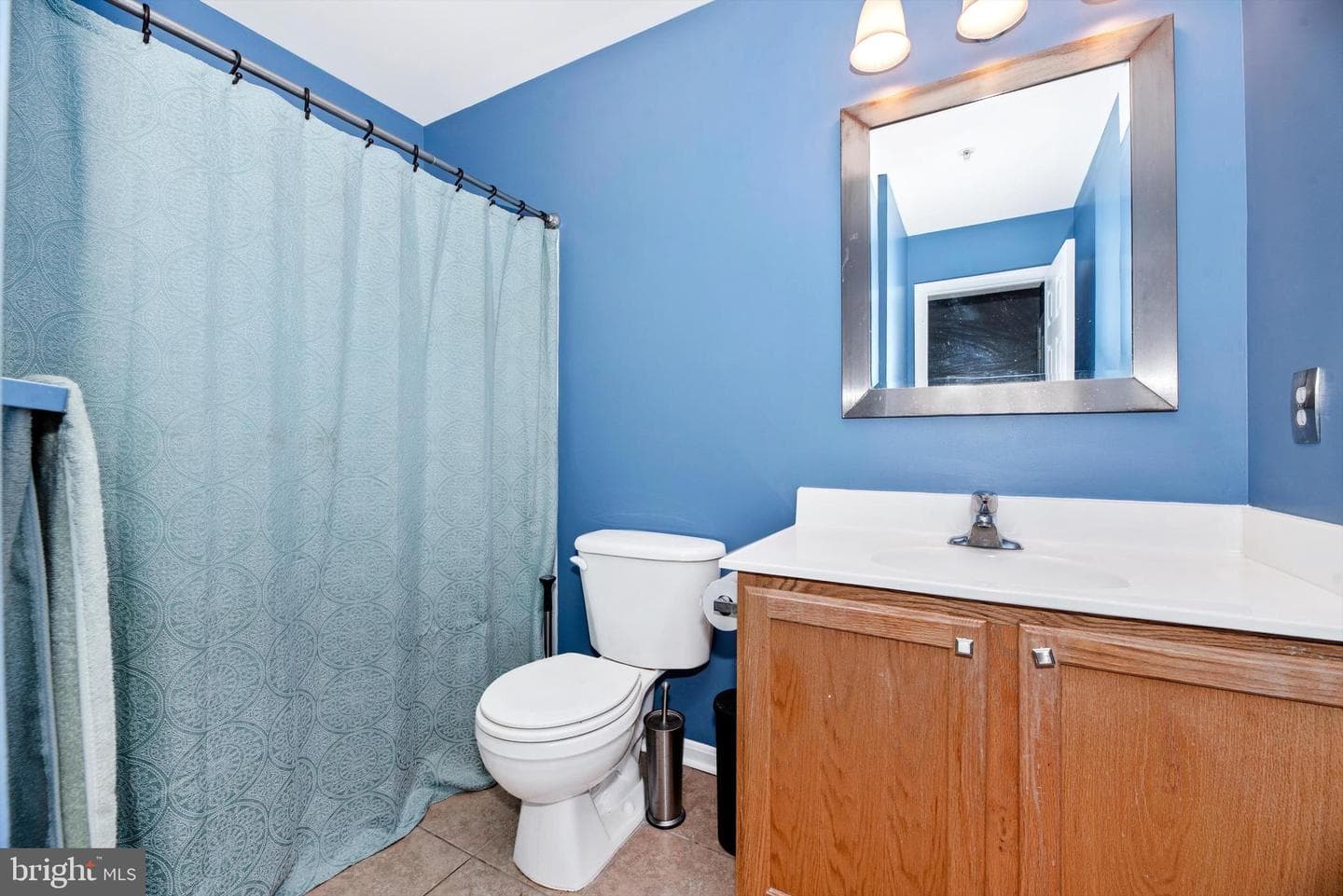 605 Tivoli Road photo 23