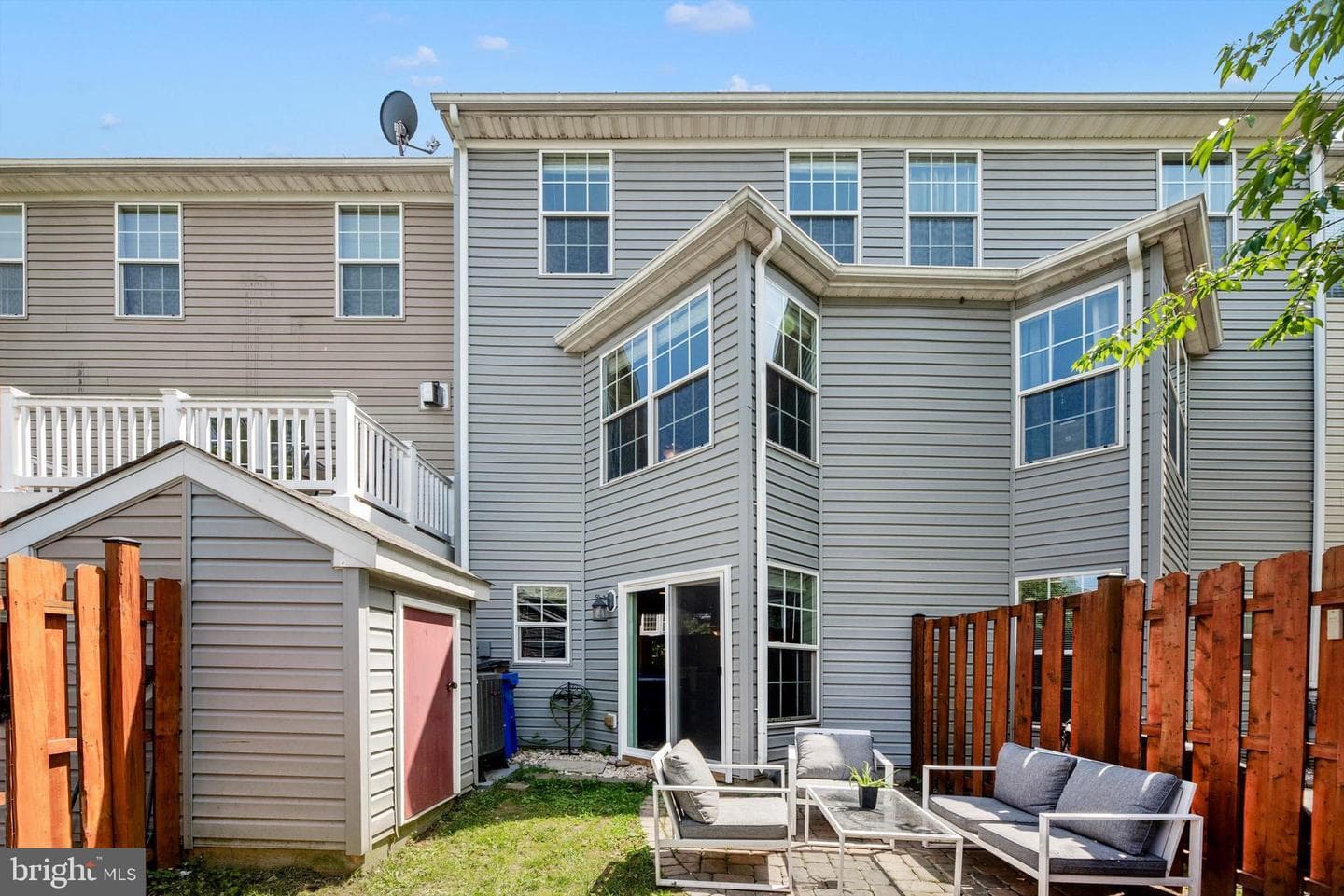 605 Tivoli Road photo 24