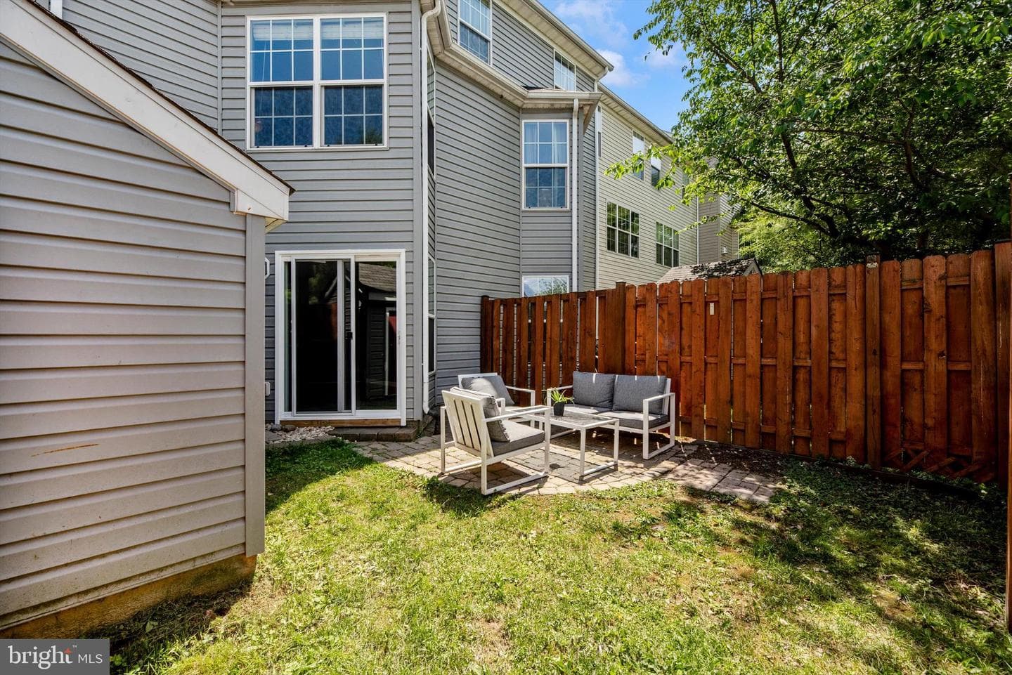 605 Tivoli Road photo 25