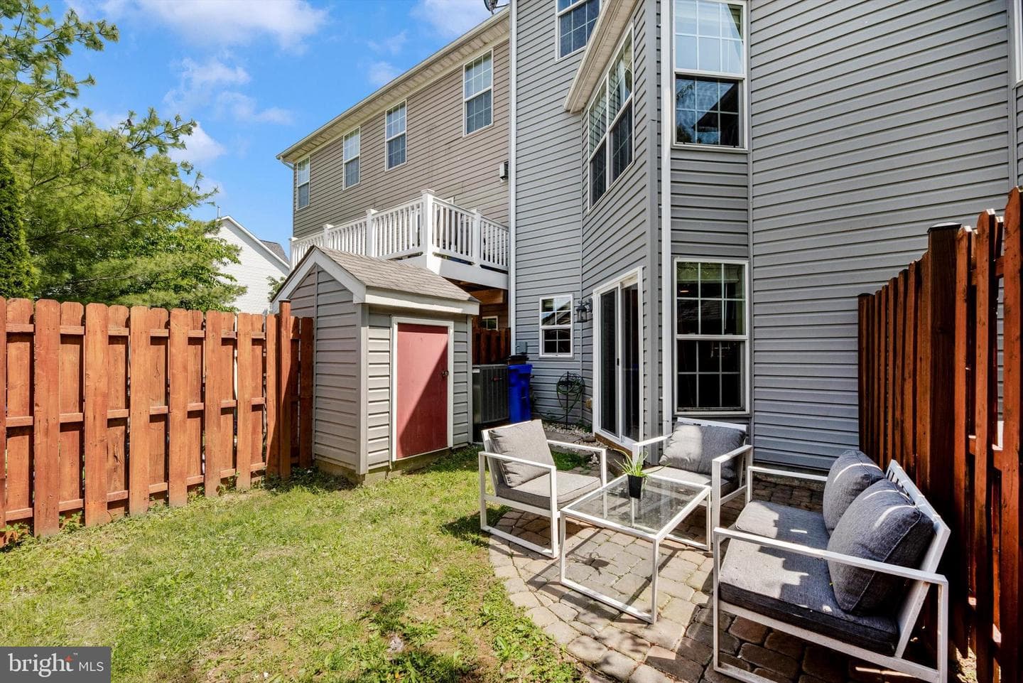 605 Tivoli Road photo 26