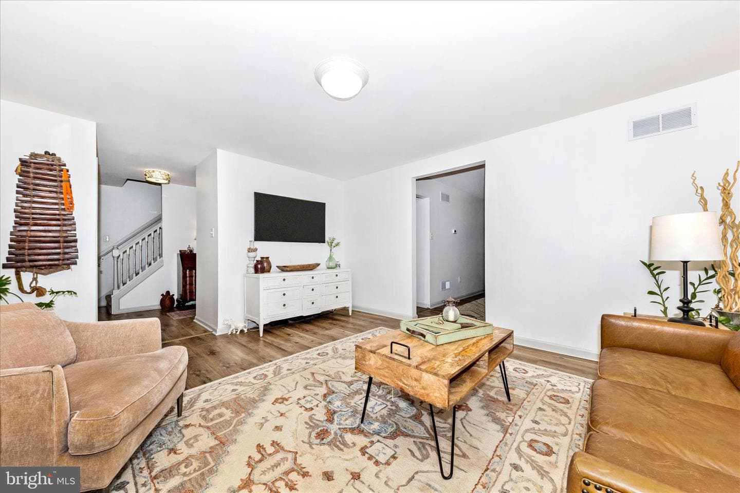 306 E D Street photo 6