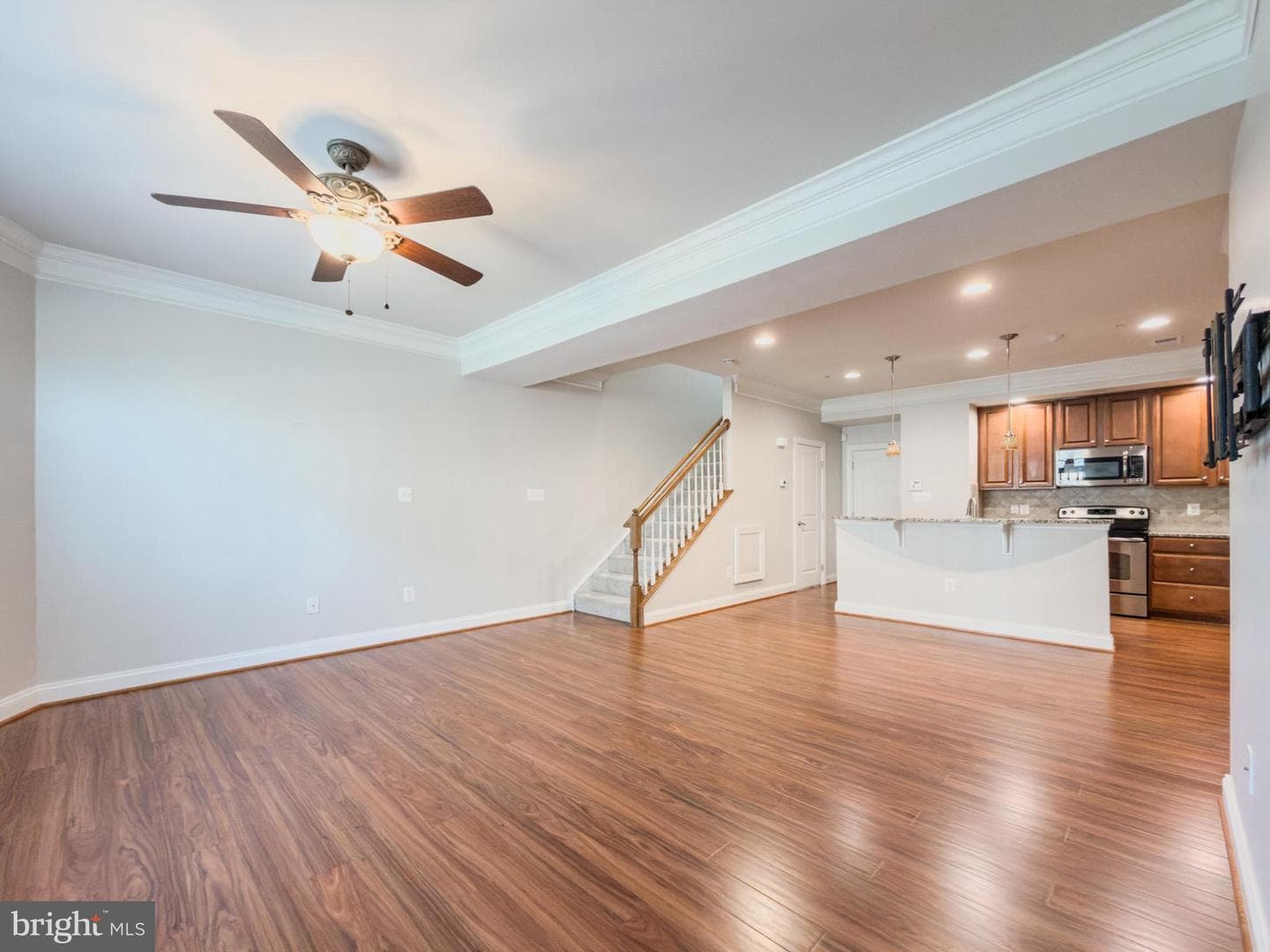 9555 Hyde Place photo 11