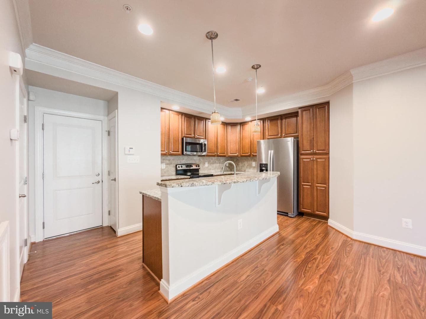 9555 Hyde Place photo 14