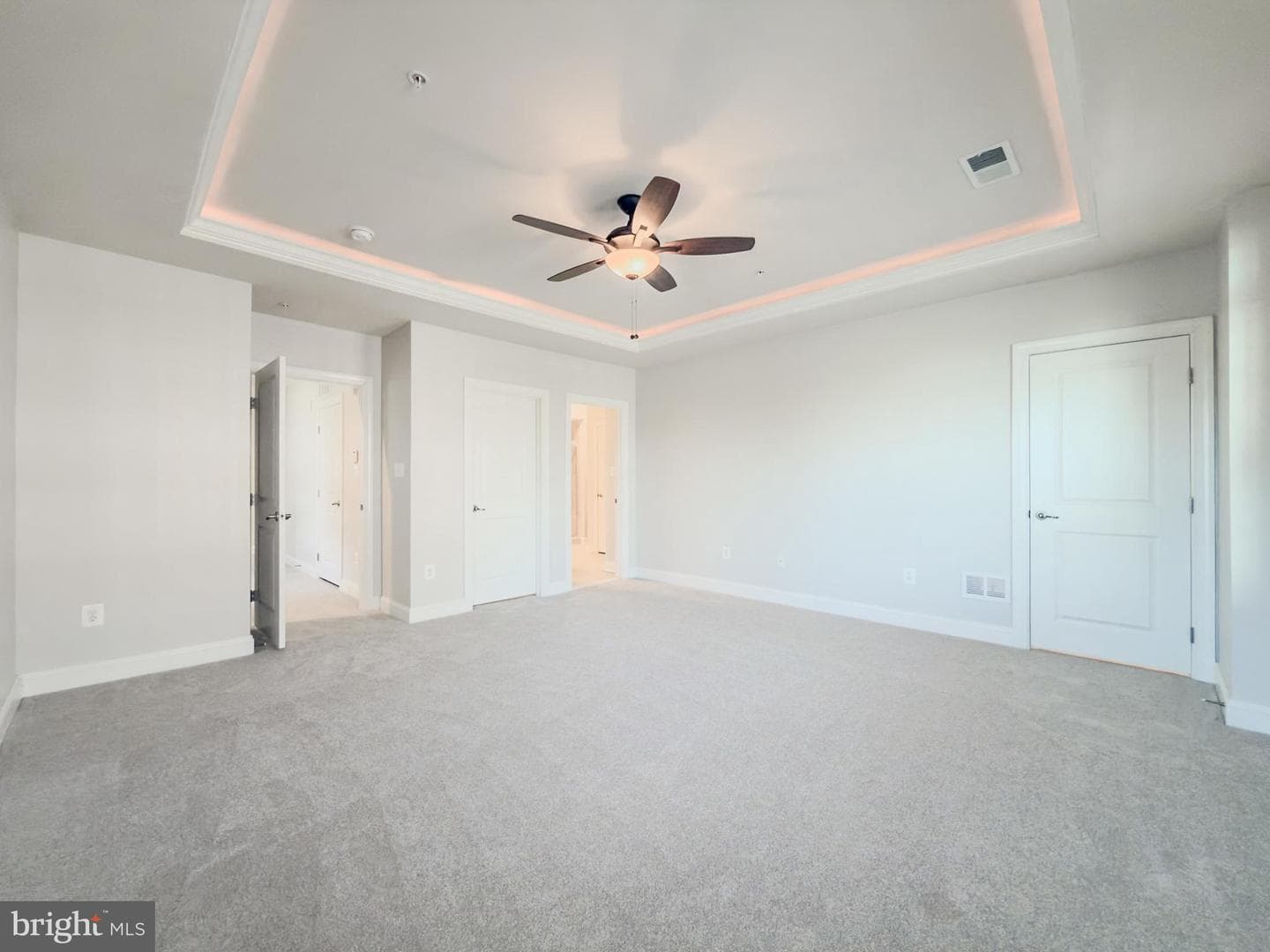 9555 Hyde Place photo 18