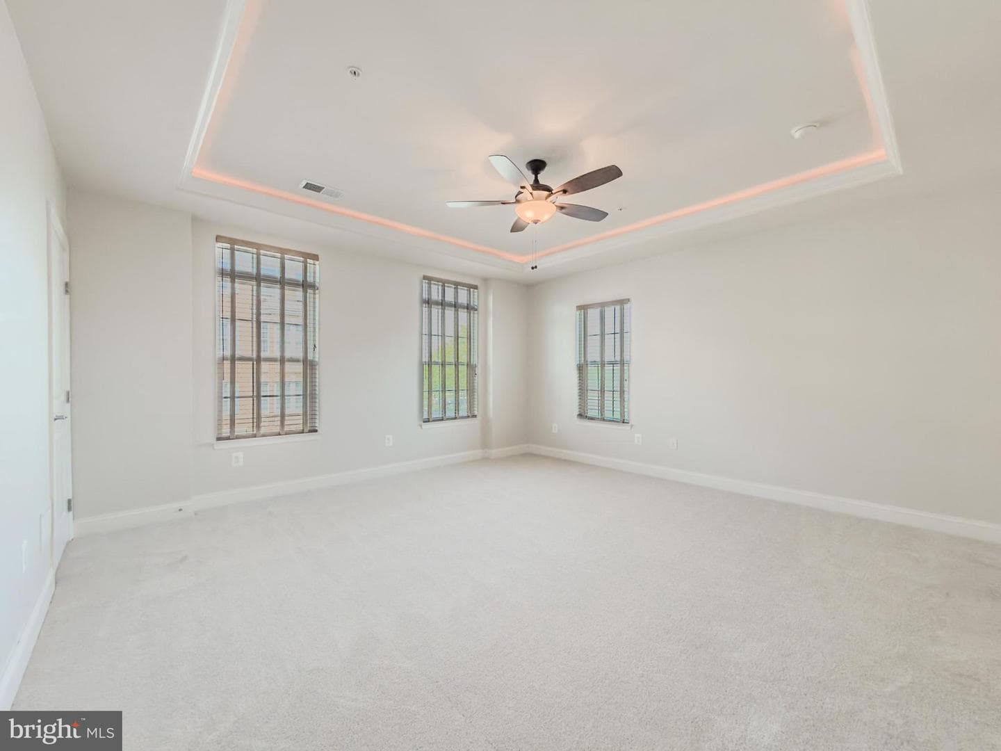 9555 Hyde Place photo 19
