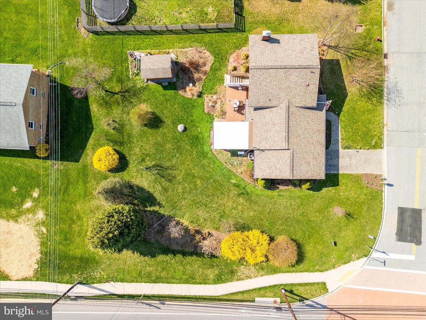 2 Lombardy Drive photo 45