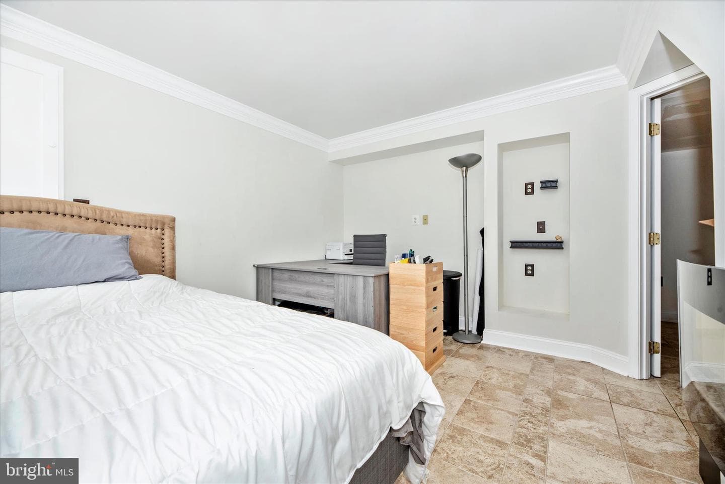 127 Sunhigh Drive photo 36