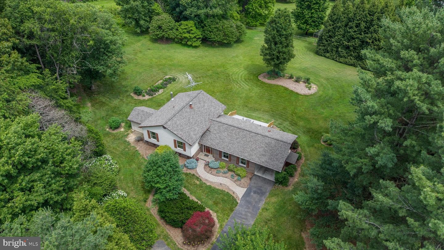 8604 Burnt Hickory Circle, Frederick