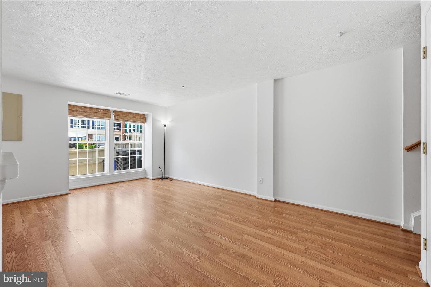 1032 Staghorn Avenue photo 6