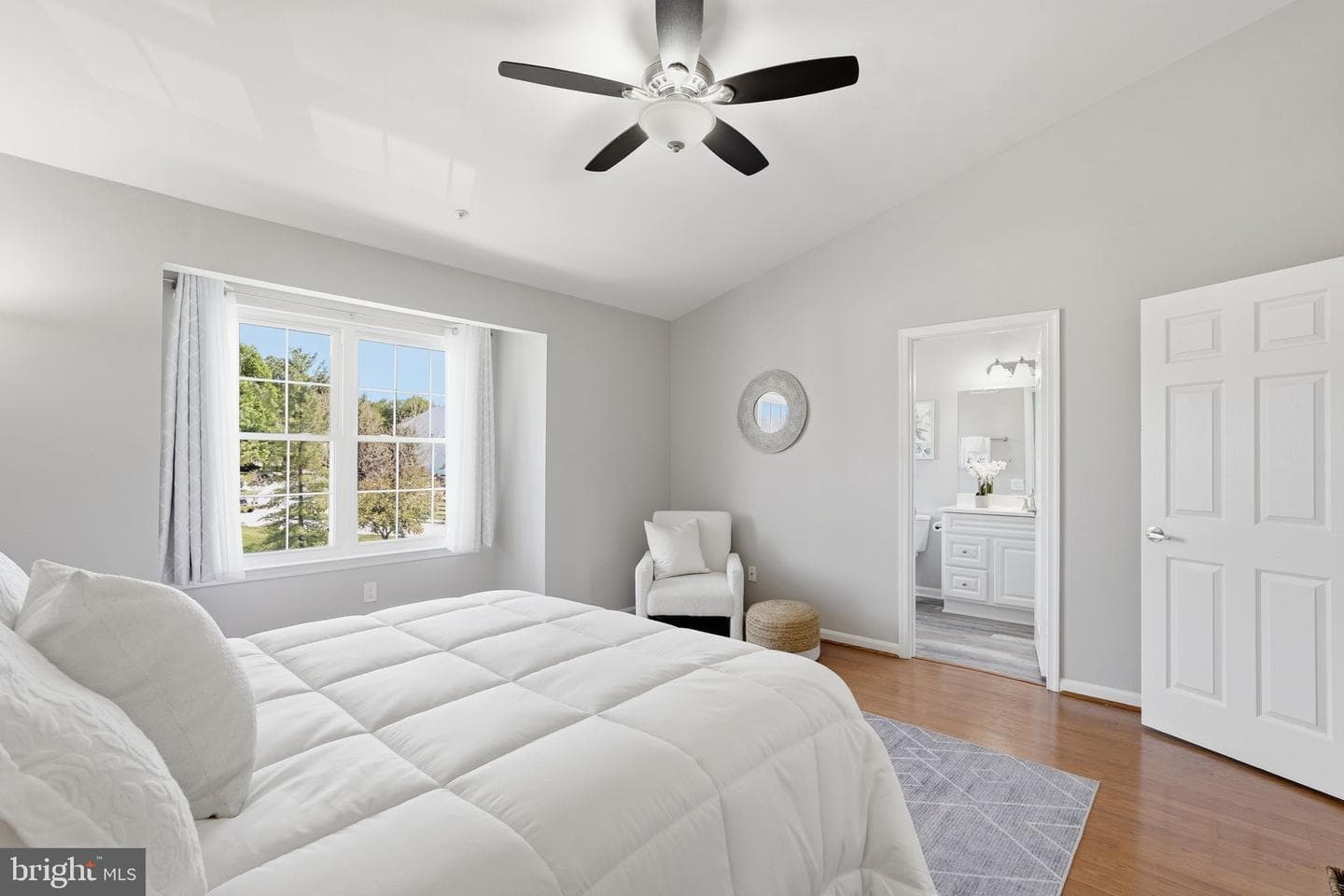 6203 Cliffside Terrace photo 22