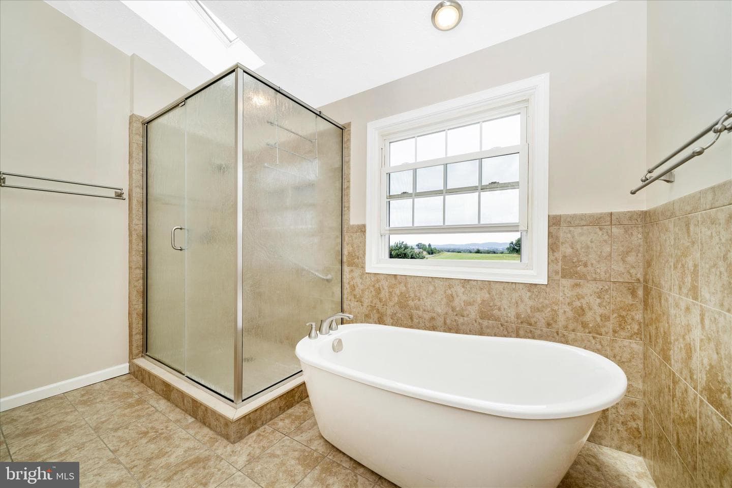 9534 Liberty Road photo 32