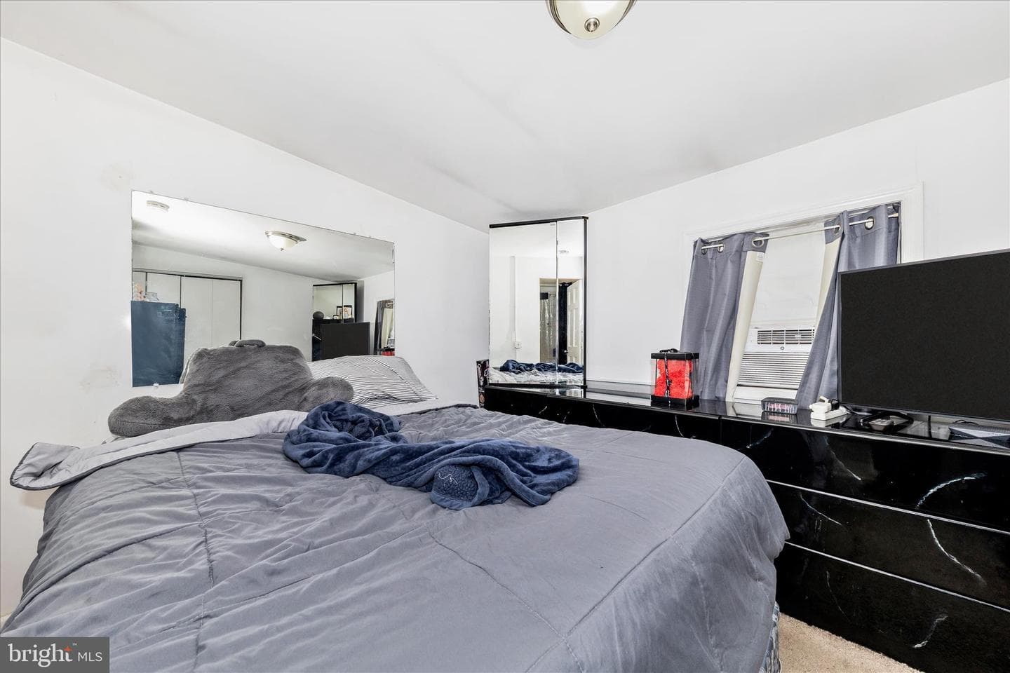 432 N Bentz photo 20