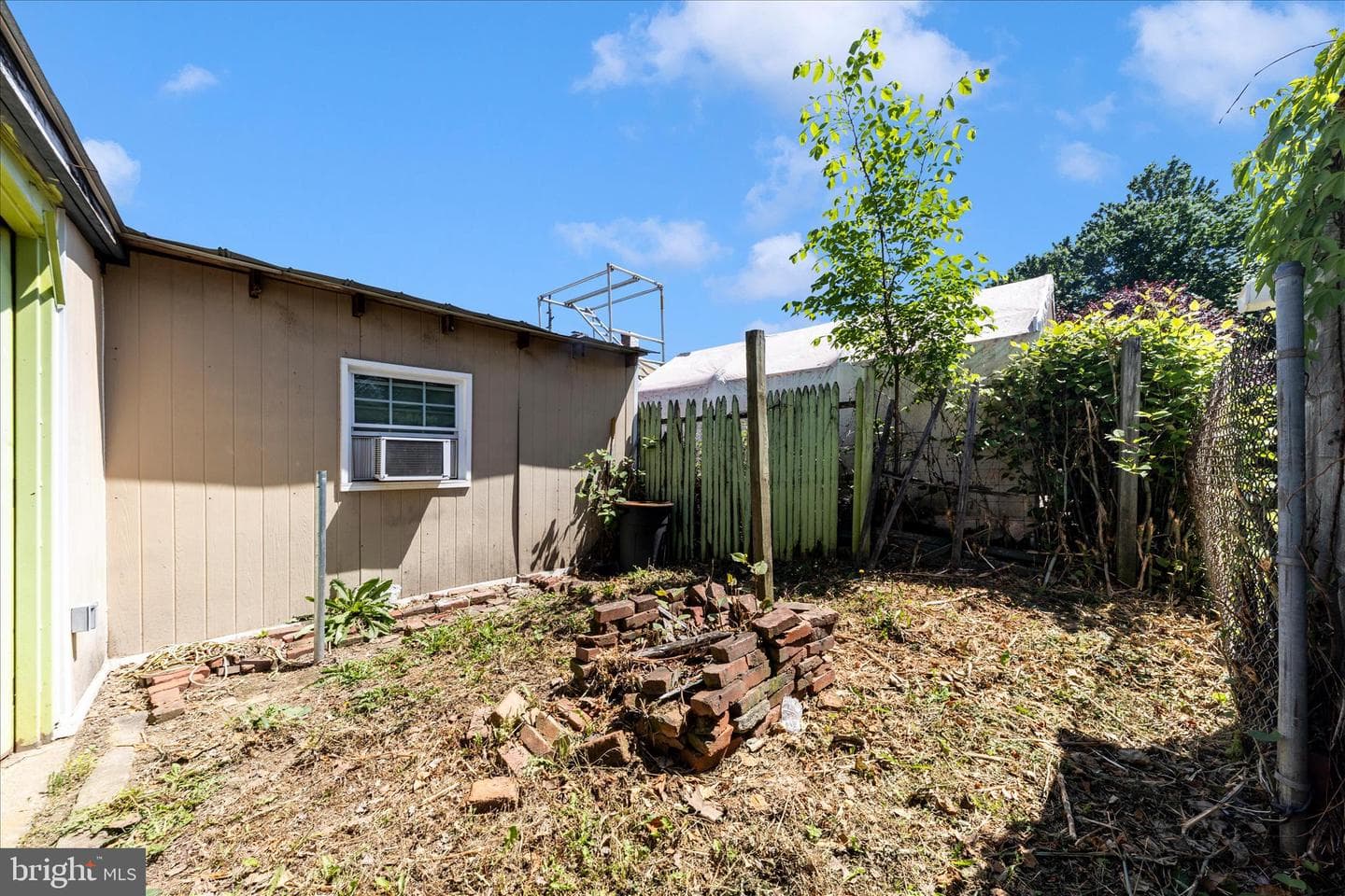 432 N Bentz photo 28