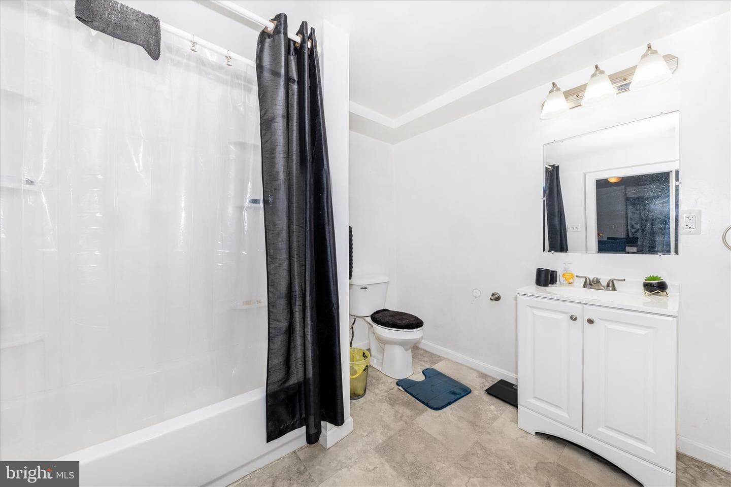 432 N Bentz photo 9