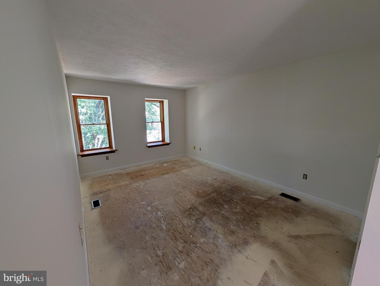 401 Westridge Circle photo 15