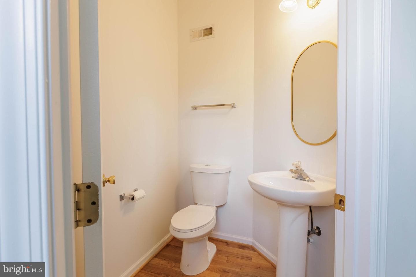 3638 Singleton Terrace photo 17