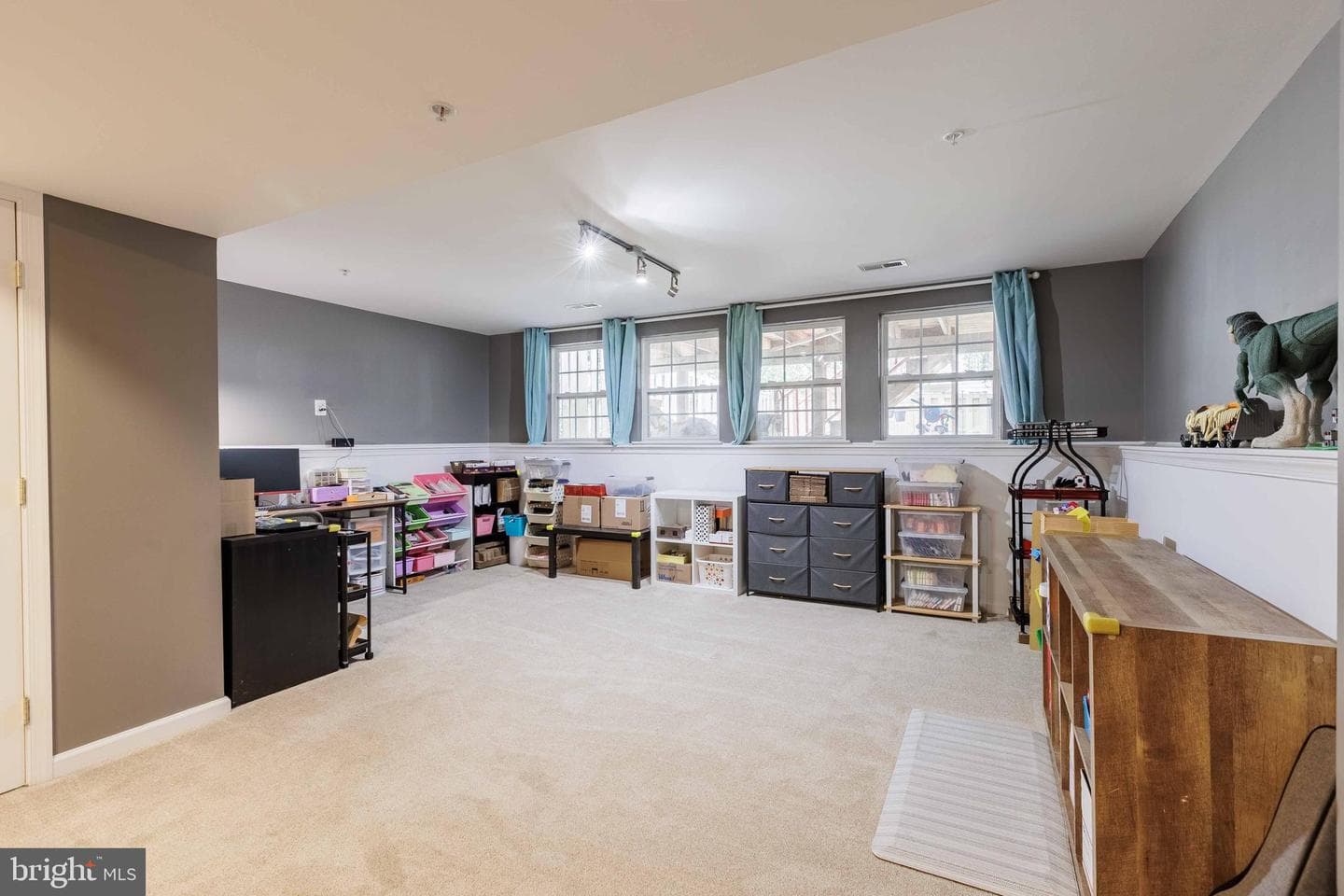 3638 Singleton Terrace photo 6