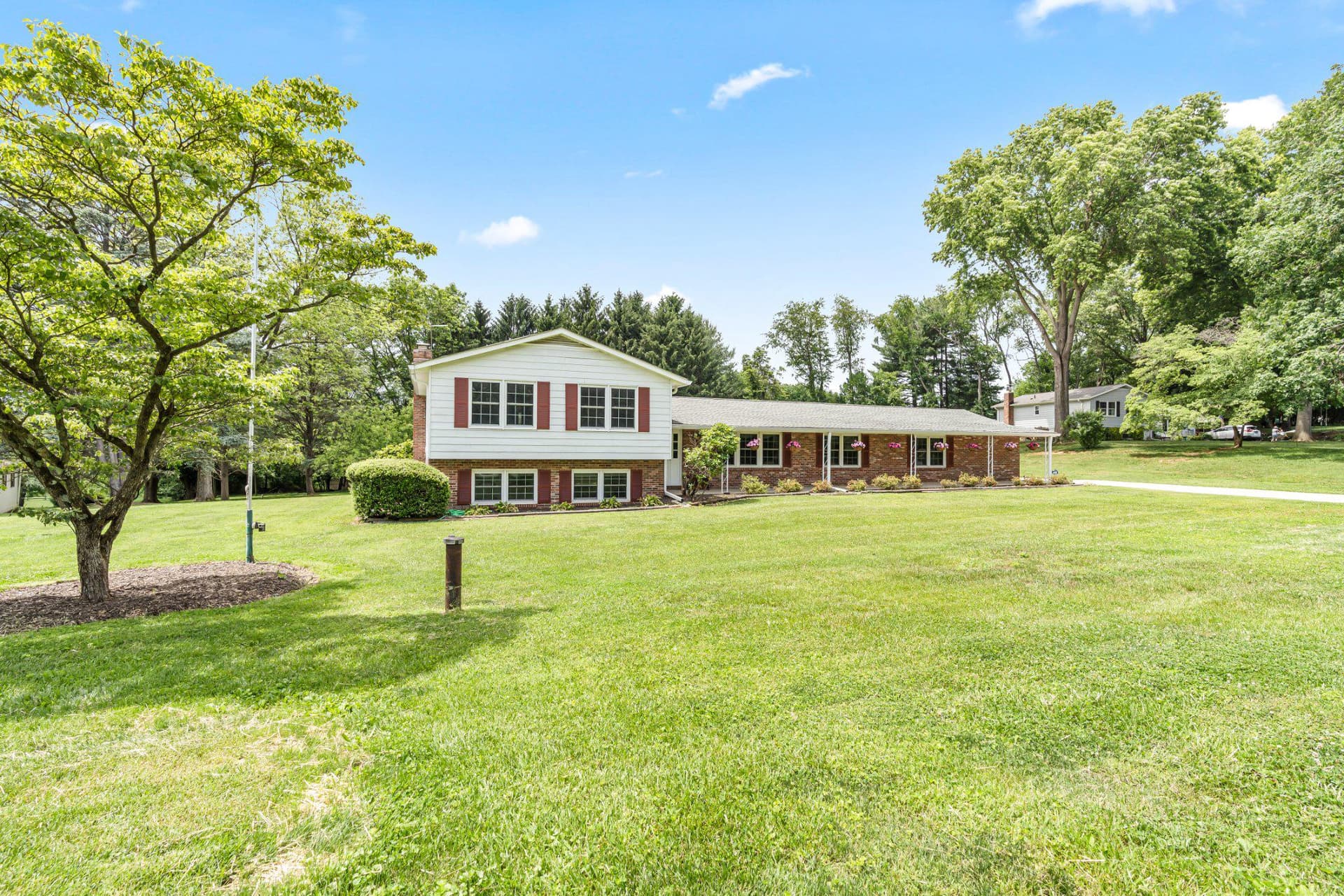 3318 Lowell Lane photo 3