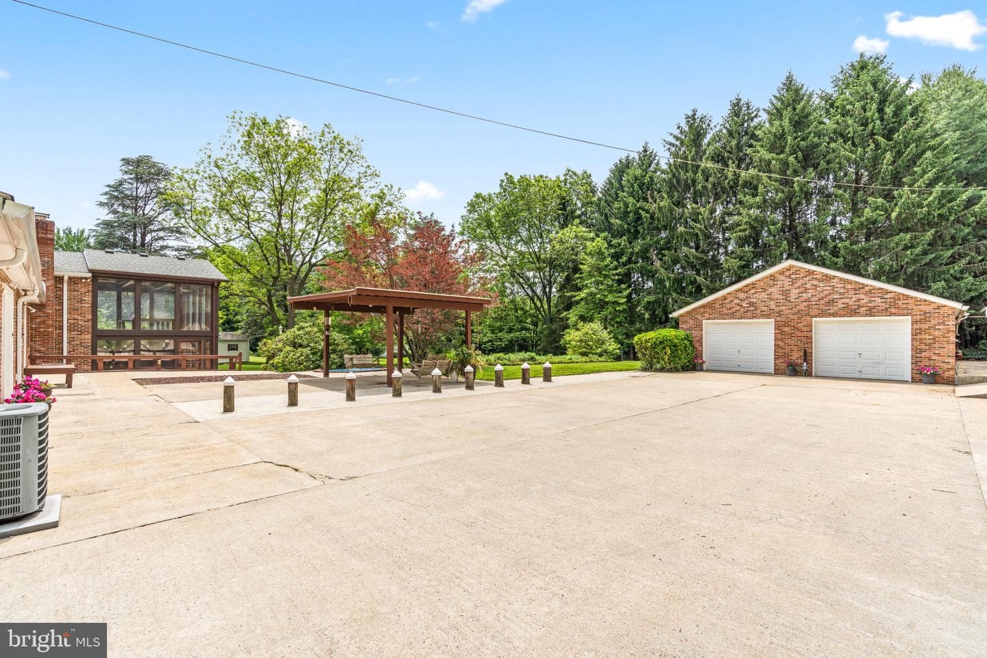 3318 Lowell Lane photo 9