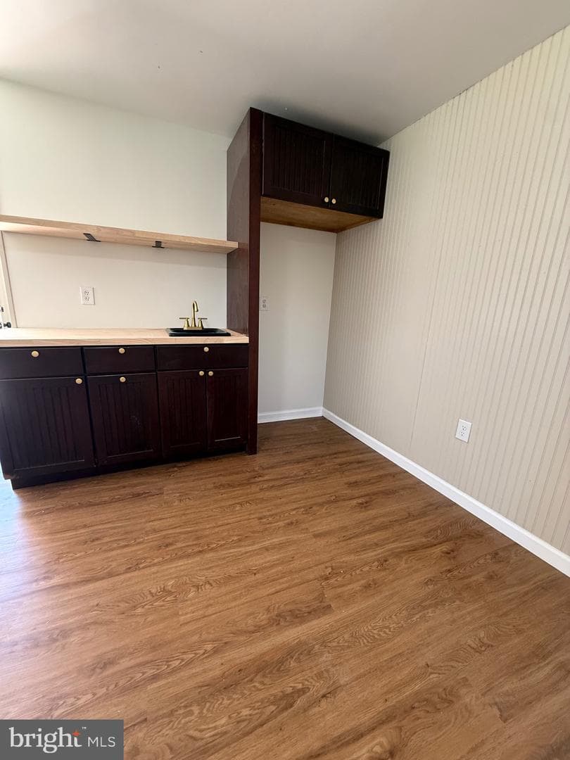 810 Knoxville Road photo 17