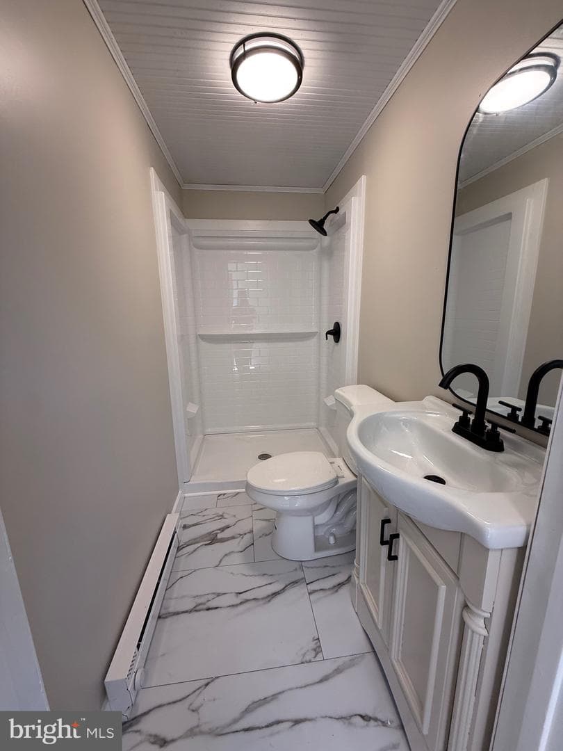 810 Knoxville Road photo 19
