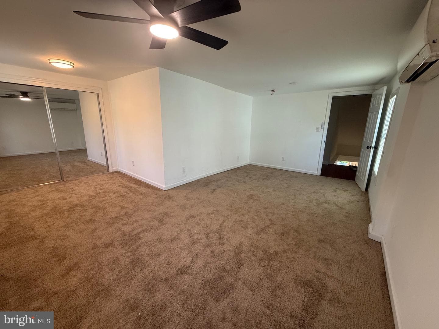 810 Knoxville Road photo 24