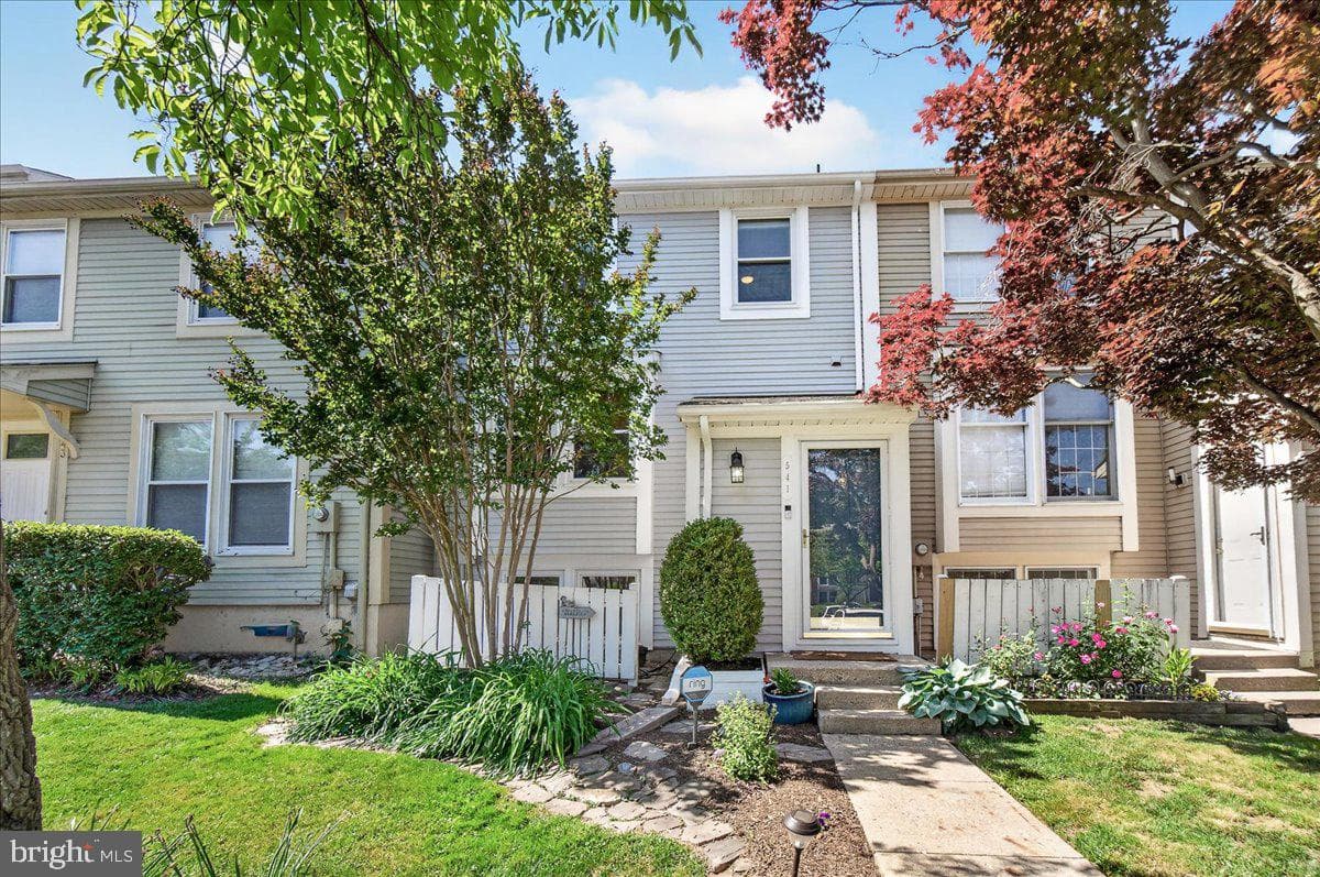 541 Ellrose Court
