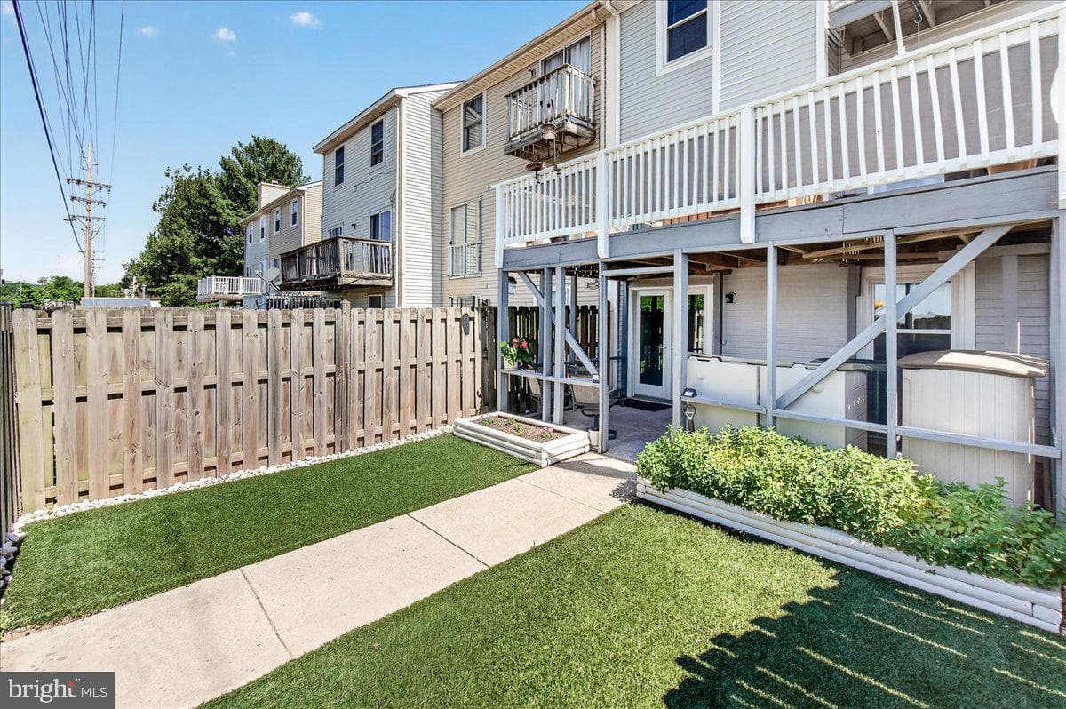 541 Ellrose Court photo 64