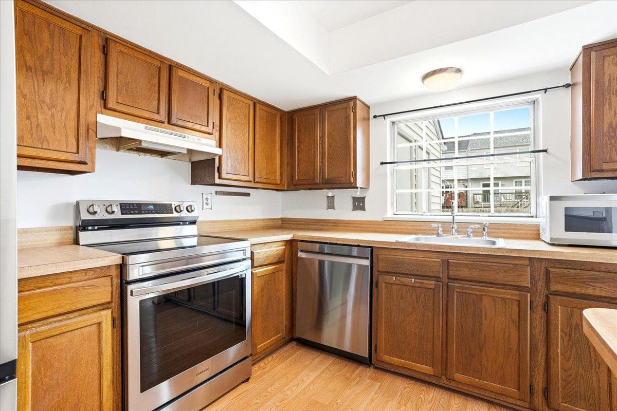 5735 Sunset View Lane photo 13
