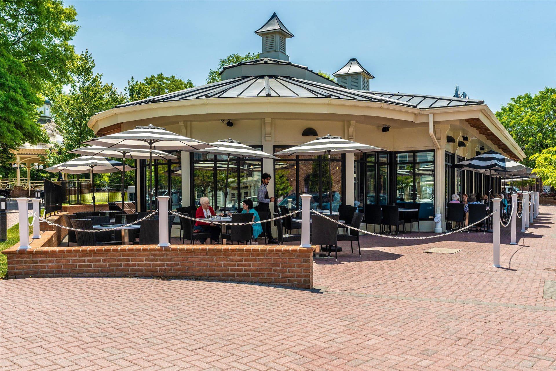 2632 Island Grove Boulevard photo 38
