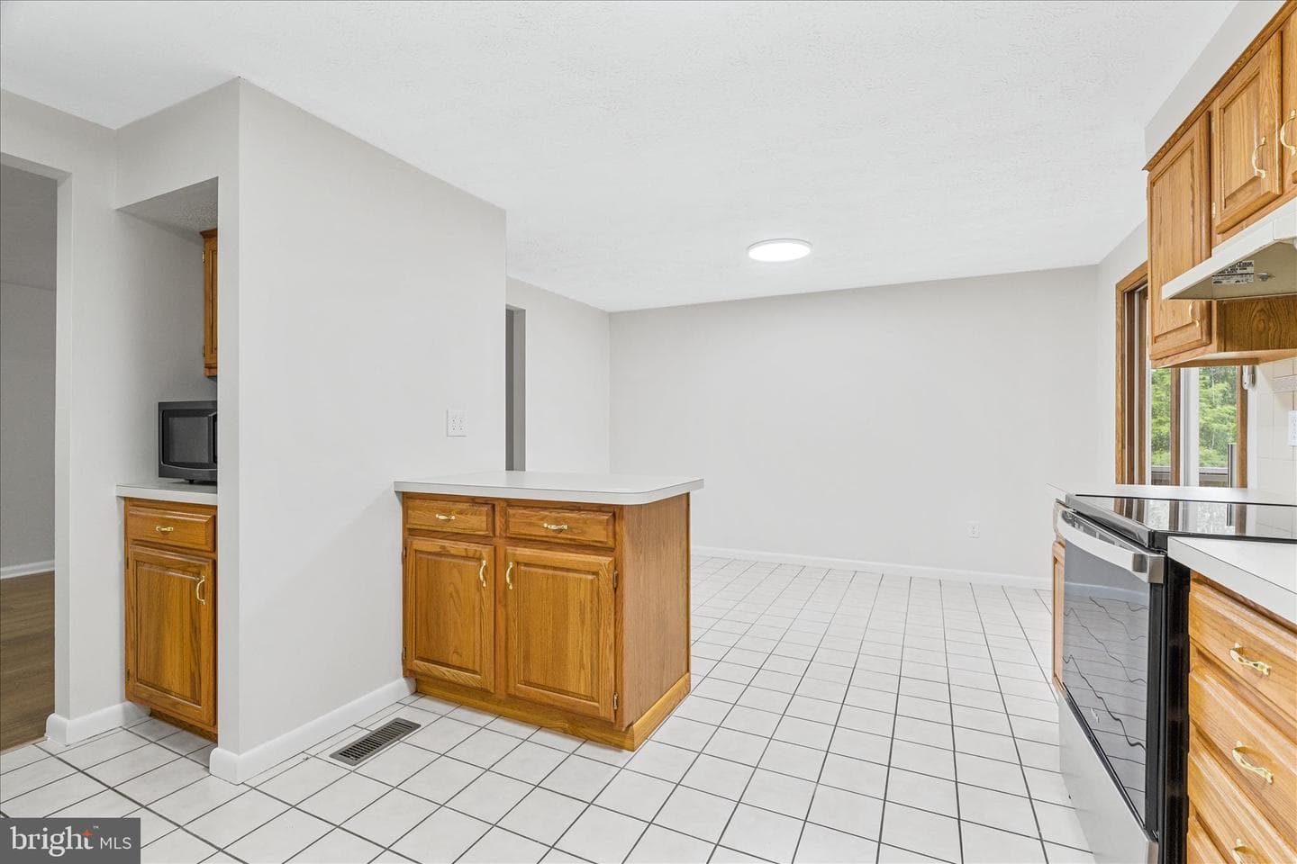 7001 Slate Court photo 17