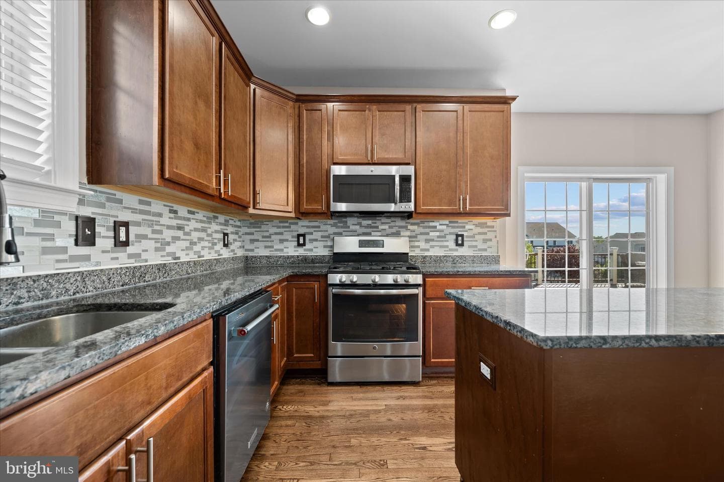 403 Richard Roberts Street photo 19
