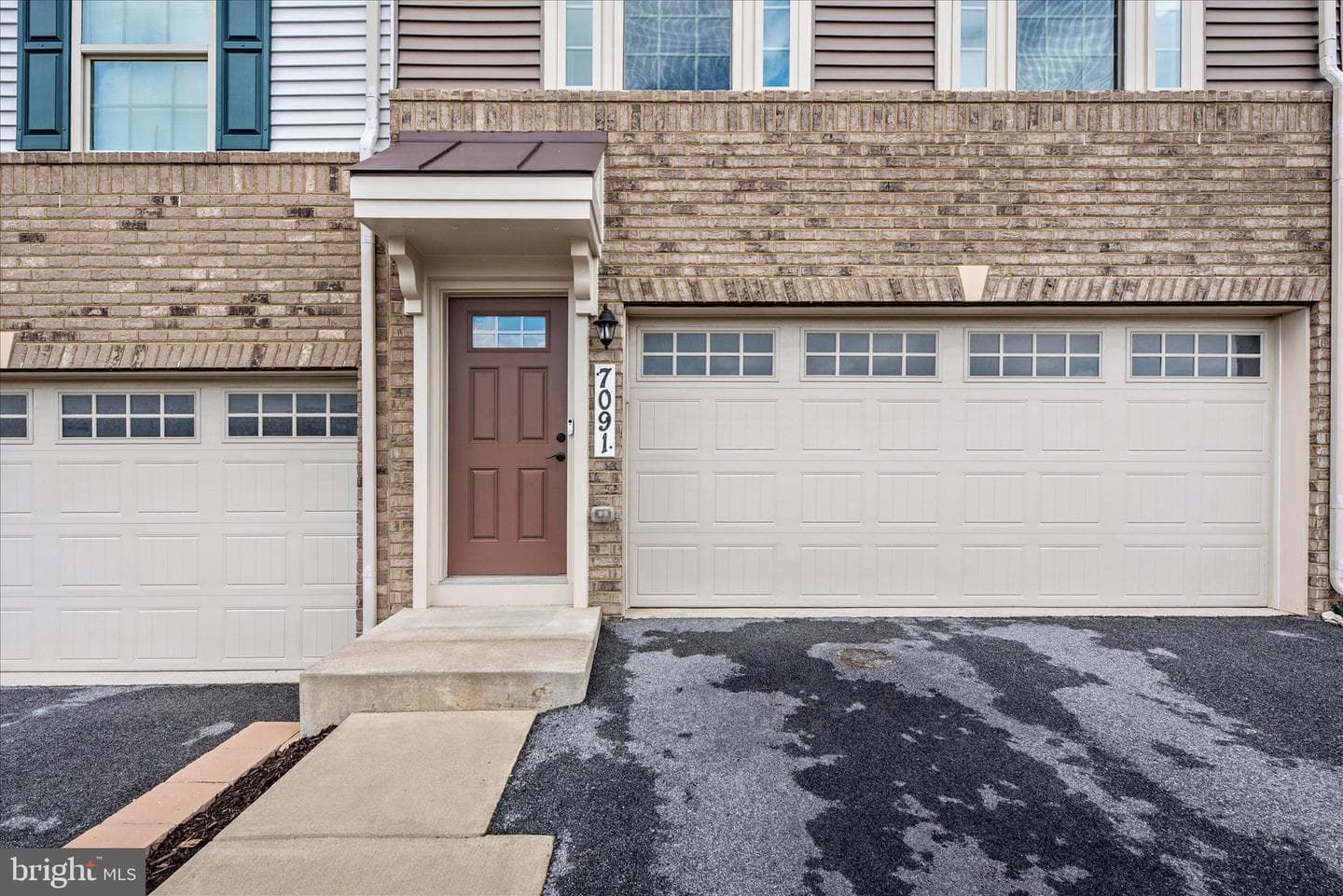 7091 Kokanee Way photo 2