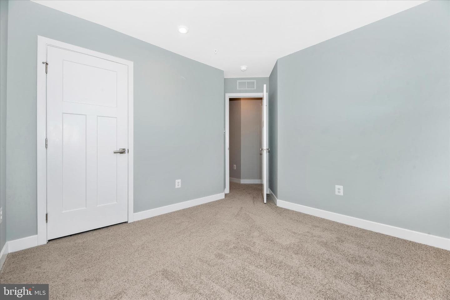 7091 Kokanee Way photo 32